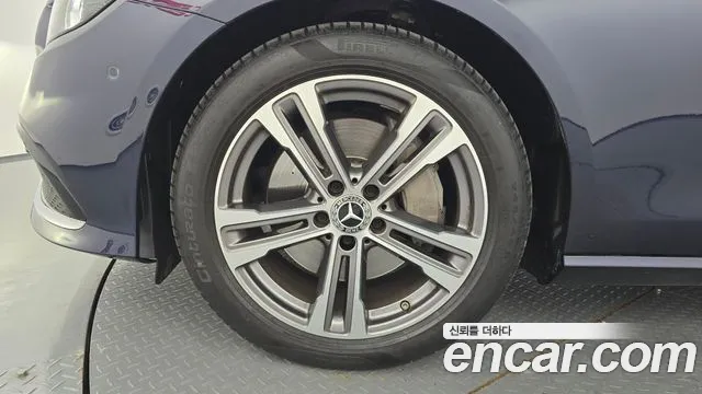 Mercedes-Benz E-Class W213 — Фото автомобиля 5