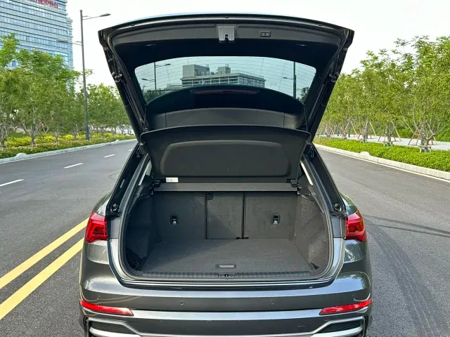 Audi Q3 — Фото автомобиля 13