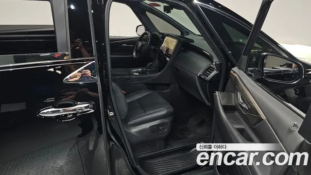 Toyota Alphard — Фото автомобиля 23