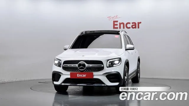 Mercedes-Benz GLB-Class — Фото автомобиля 3