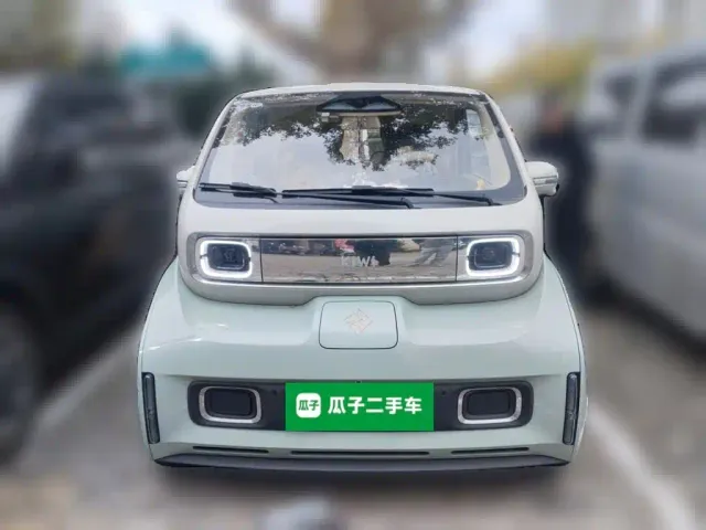 Baojun KiWi EV — Фото автомобиля 2