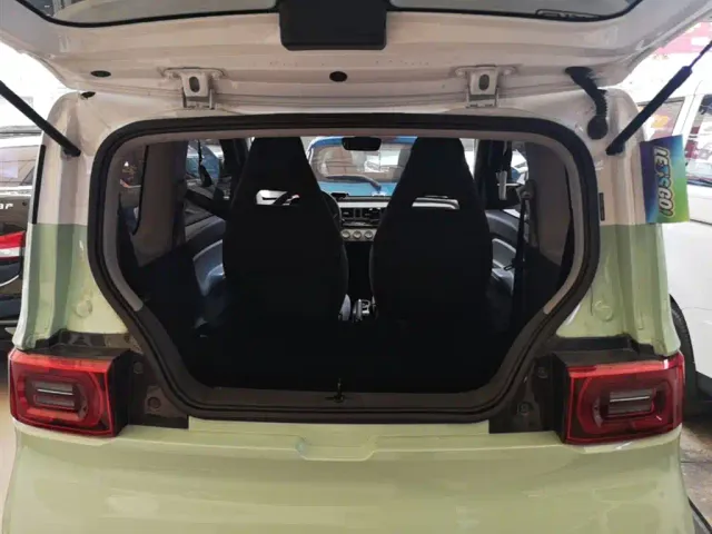 Wuling Hongguang Mini EV — Фото автомобиля 18