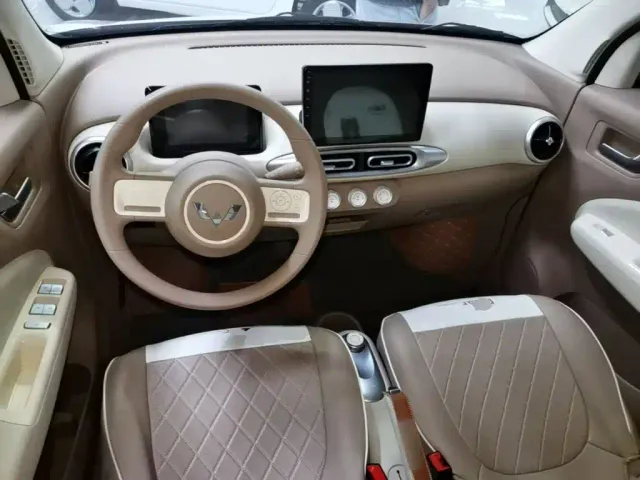 Wuling Hongguang Mini EV — Фото автомобиля 9