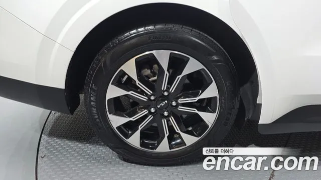 Kia Canival Carnival 4 поколение Дизель 9 мест Prestige — Фото автомобиля 3