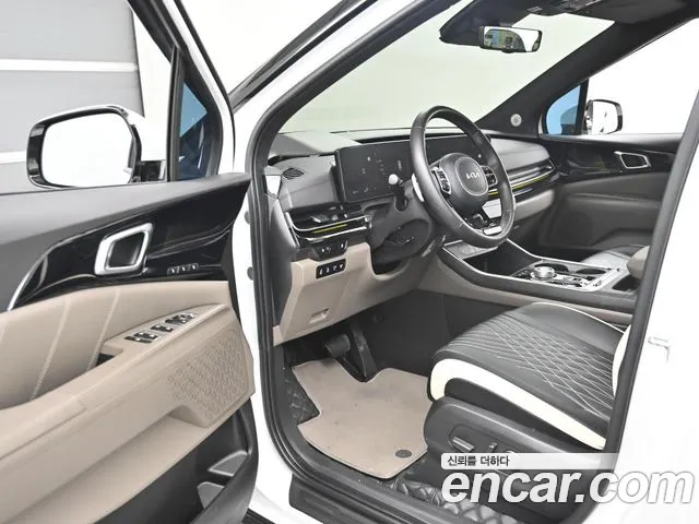 Kia Carnival Generation 4 — Фото автомобиля 11