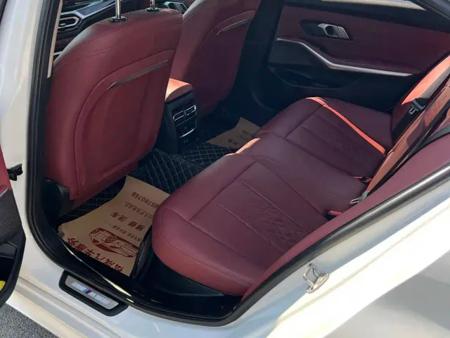 BMW 3 Series — Фото автомобиля 12