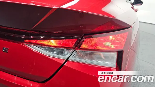 Hyundai AVANTE Avante (CN7) — Фото автомобиля 23