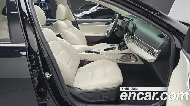 Hyundai Grandeur Новый Grandeur IG — Фото автомобиля 21