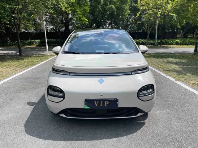 Baojun Cloud — Фото автомобиля 2