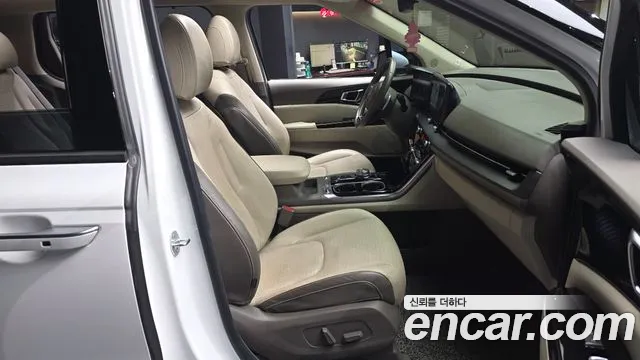 Kia Canival Carnival 4 поколение 7 мест Signature — Фото автомобиля 10