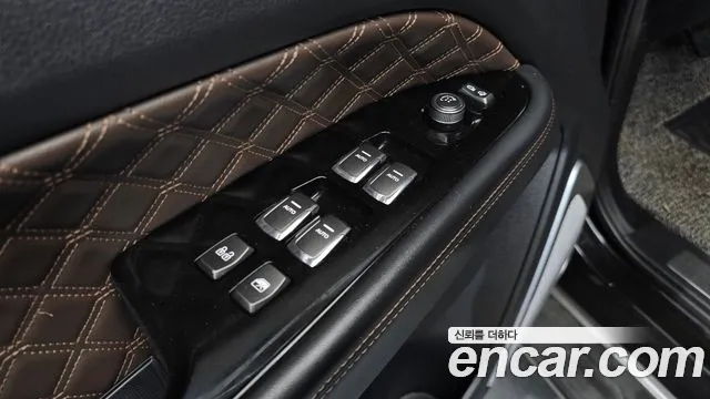 KG_Mobility_Ssangyong Rexton All Rexton Дизель 2.2 4WD — Фото автомобиля 26