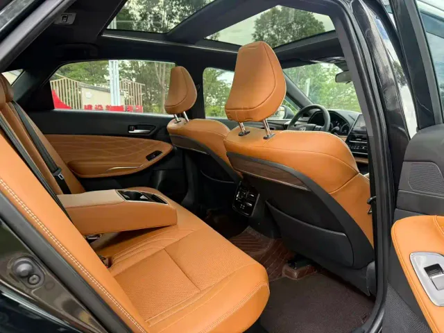 Toyota Avalon — Фото автомобиля 5