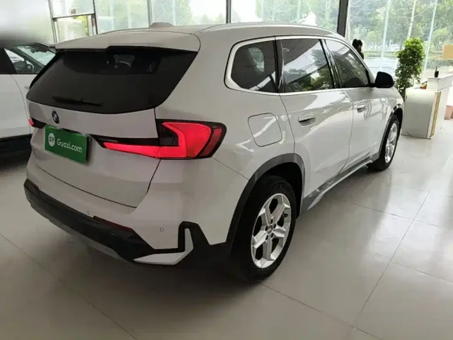 BMW X1 — Фото автомобиля 4