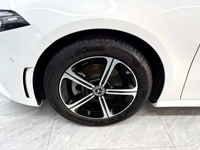 Mercedes-Benz A-Class — Фото автомобиля 21