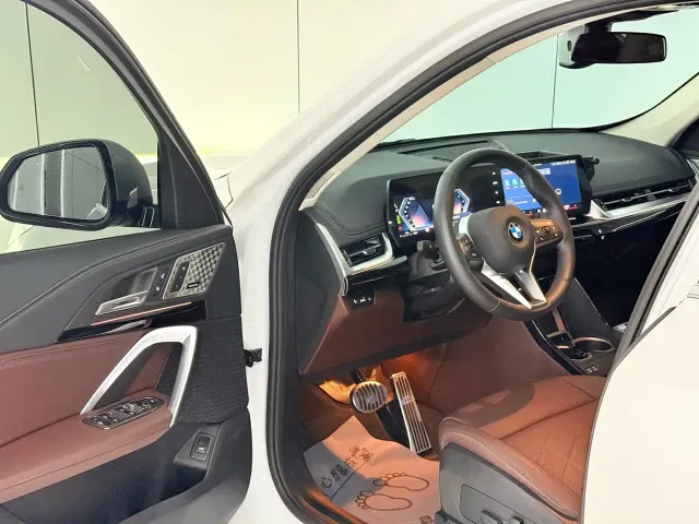 BMW X1 — Фото автомобиля 4