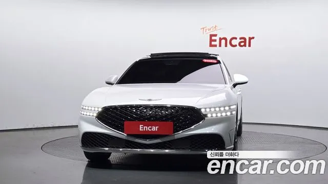 Genesis G90 Бензин 3.5 турбо AWD — Фото автомобиля 2