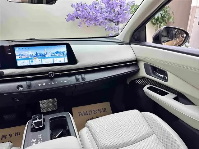 Nissan Ariya — Фото автомобиля 15