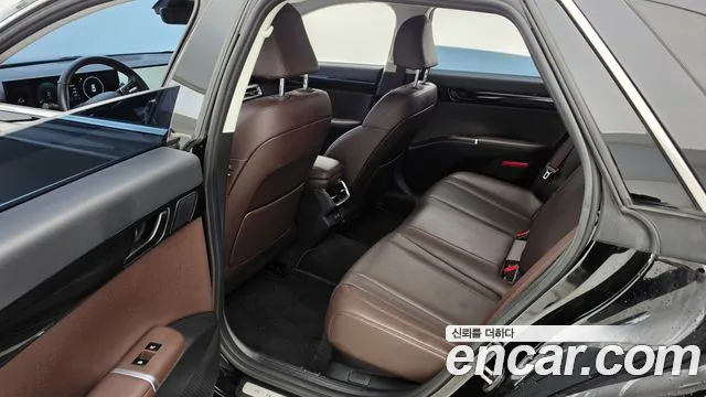 Hyundai Grandeur GN7 — Фото автомобиля 12