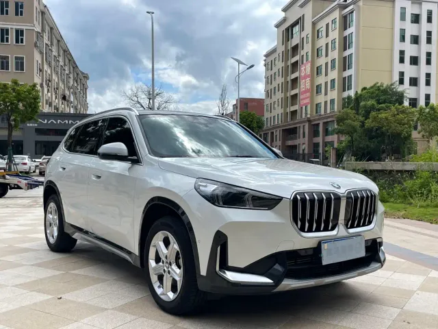 BMW X1 — Фото автомобиля 3