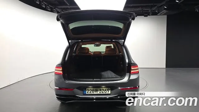 Genesis GV80 — Фото автомобиля 26