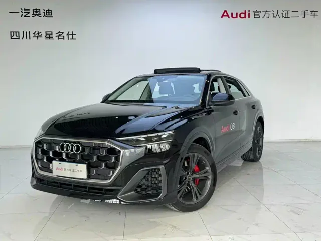 Фотография автомобиля — Audi Q8