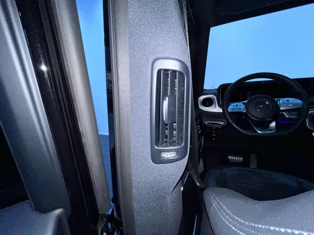 Mercedes-Benz G-Class — Фото автомобиля 15
