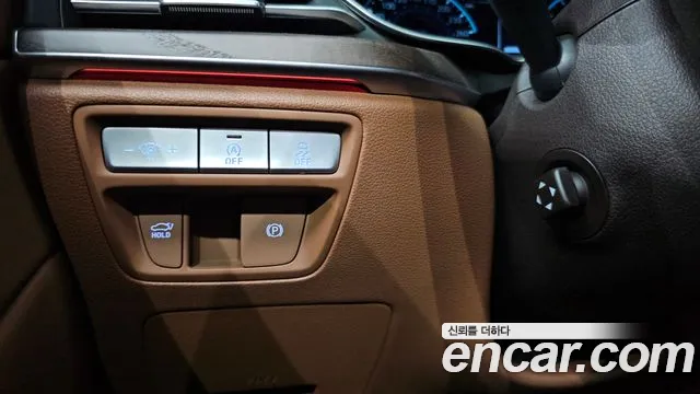 Genesis G80 Бензин 2.5 турбо 2WD — Фото автомобиля 17