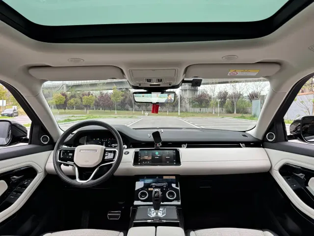Land Rover Range Rover Evoque — Фото автомобиля 9