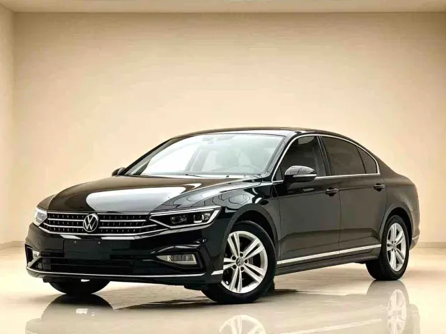 Фотография автомобиля — Volkswagen Magotan