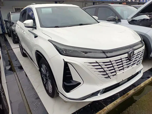 Changan CS75 Plus — Фото автомобиля 3