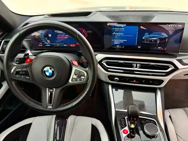 BMW M4 — Фото автомобиля 11