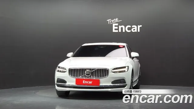 Volvo S90 — Фото автомобиля 3