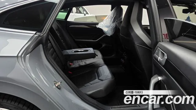 Volkswagen Arteon Arteon 2.0 TDI R-LINE 4Motion — Фото автомобиля 10