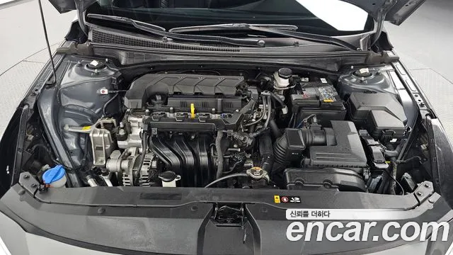 Hyundai Avante CN7 — Фото автомобиля 5