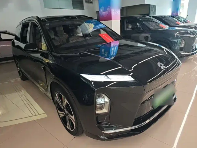 Nio ES8 — Фото автомобиля 3
