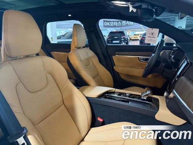 Volvo V90 — Фото автомобиля 10