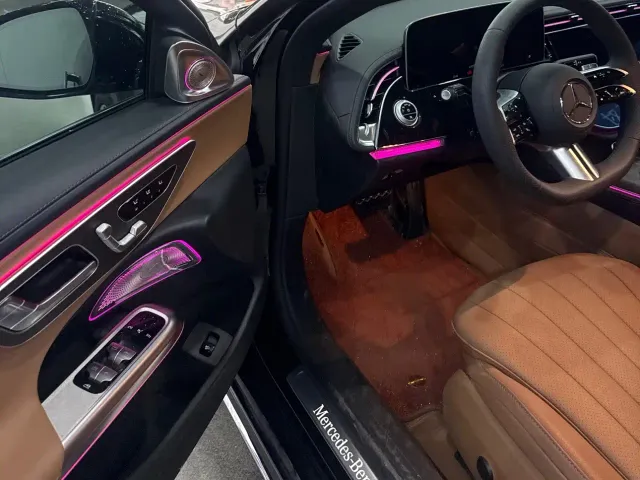 Mercedes-Benz E-Class — Фото автомобиля 7