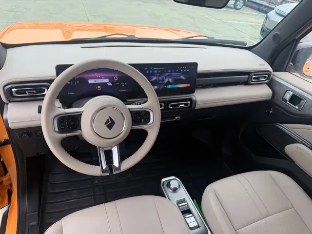 Baojun Yep — Фото автомобиля 10