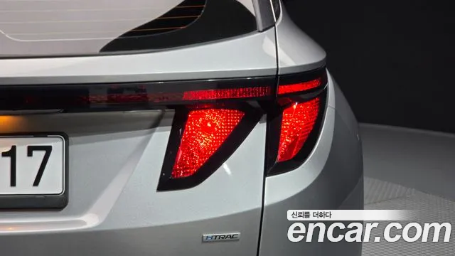 Hyundai Tucson Tucson (NX4) Дизель 2.0 4WD — Фото автомобиля 21