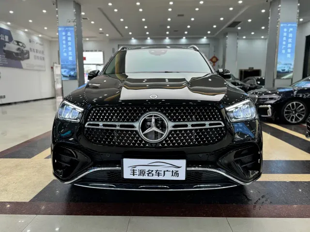 Mercedes-Benz GLE-Class — Фото автомобиля 2