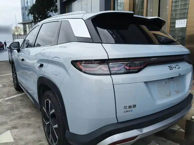 BYD Song L DM-i — Фото автомобиля 4