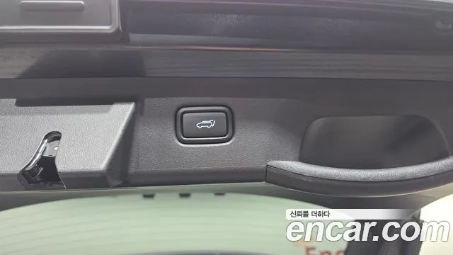 Hyundai Tucson Tucson (NX4) Дизель 2.0 4WD — Фото автомобиля 26