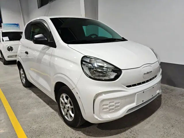 Roewe Clever — Фото автомобиля 3