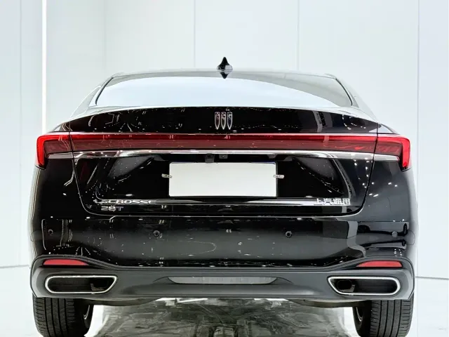 Buick LaCrosse — Фото автомобиля 15