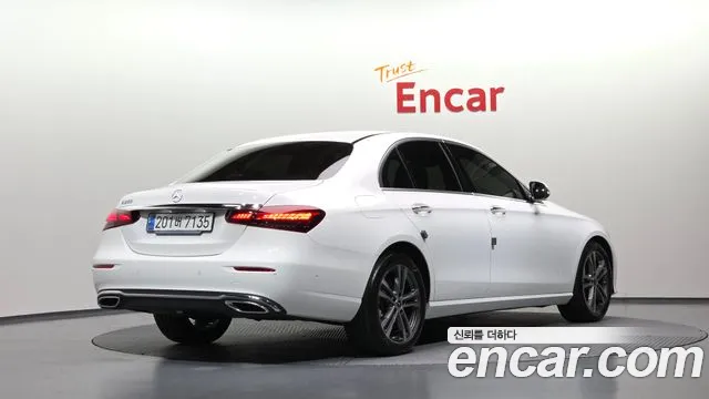 Mercedes-Benz E-Class W213 — Фото автомобиля 2