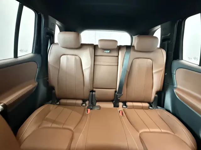 Mercedes-Benz EQB — Фото автомобиля 13