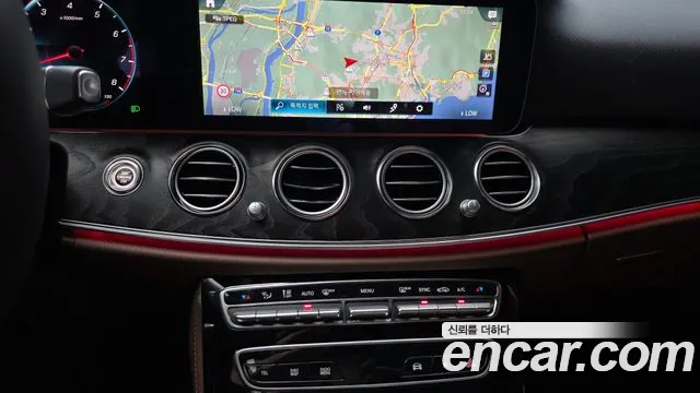 Mercedes-Benz E-Class W213 — Фото автомобиля 14