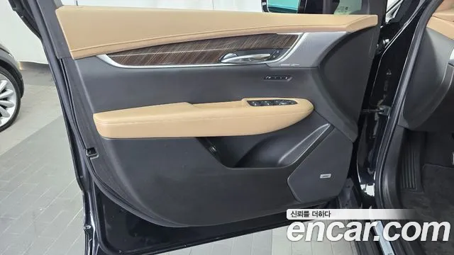 Cadillac XT6 — Фото автомобиля 22