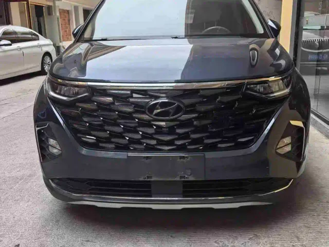 Фотография автомобиля — Hyundai Custo