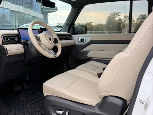 Baojun Yep — Фото автомобиля 7